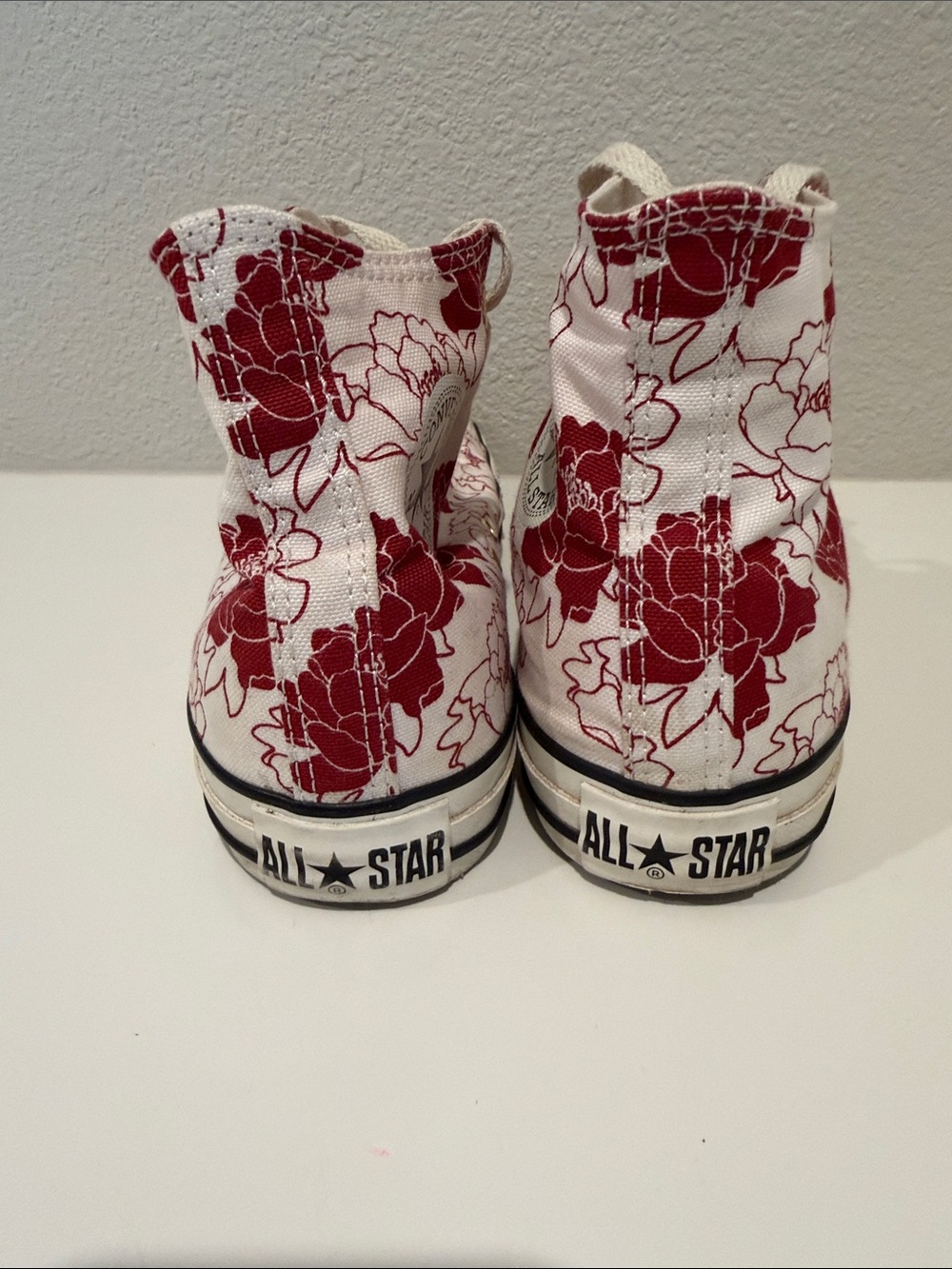Converse High Top Sneakers - pattern only available in Japan - Picture 4 of 11